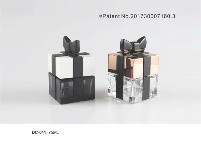 Desain parfum kotak hadiah